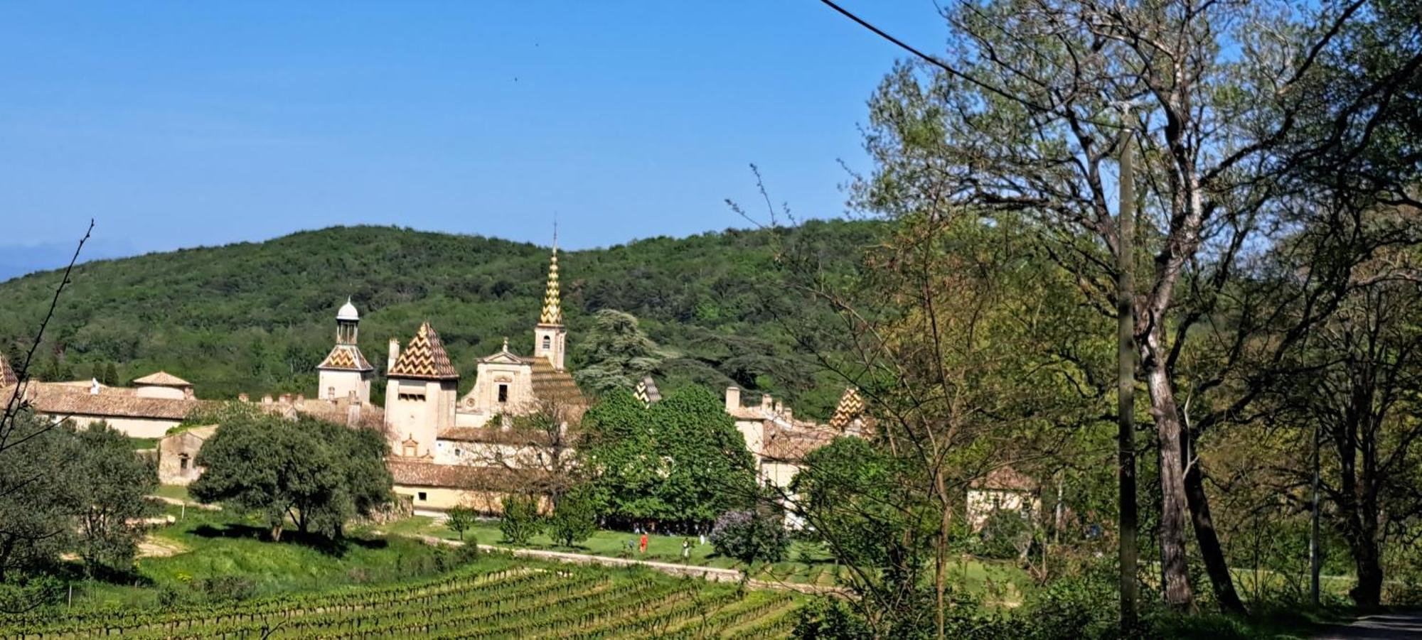 Le Mas Du Lac Uzès Eksteriør billede